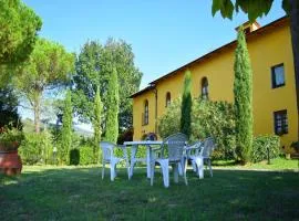 Restful Farmhouse near Forest in Vinci with Pool
