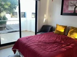 Apartment 400 meters from the sea