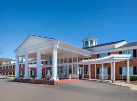 Clarion Hotel Conference Center Lexington North, hotel i Lexington