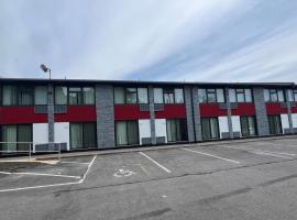 Ramada by Wyndham Kingston, hotell sihtkohas Kingston