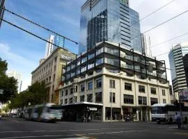 Comfort Apartments on Elizabeth