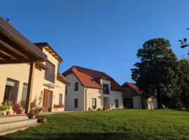 Hiša na Ravnah, viešbutis mieste Pišece