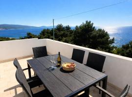 Apartmani Tomic, Hotel in Zavalatica