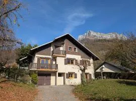 Studio indépendant chez habitant