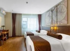 James Joyce Coffetel Xi'an Lingtong The Terracotta Army Huaqingchi University Town Metro Station