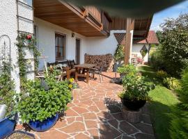 Ferienwohnung Sonnenblick, hotel a Grafenwiesen