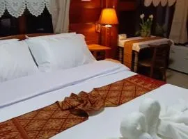 Chom Wat Boutique Hotel
