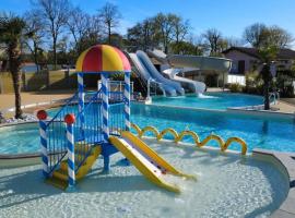 Domaine Les Abberts, Hotel in Arès