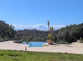 Villa A Macchia, piscine et vue sur Bonifacio