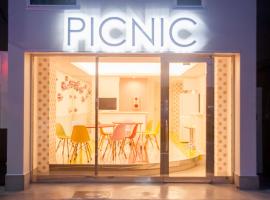 Picnic Hostel Osaka