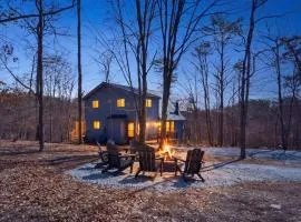 Wildlife Chalet with Mtn Views Near Sleepy Creek