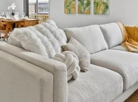 Spacious 4BR Home, for a Family of 8, Work friendly