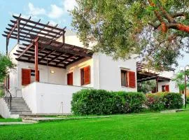 Seaview Holiday Home in Gerakini for 6