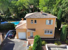 Villa Côte & Provence - private heated pool, Hotel in Fayence