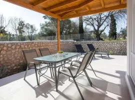 Sarah's just renovated 2-bedroom aparts in nature