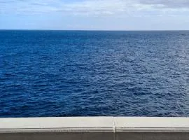 SEA VIEWS relaxing duplex, BBQ and sunny TERRACE