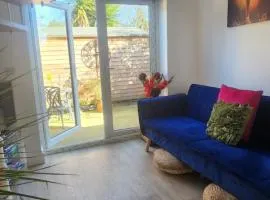 The Little Loft Hideaway, Coastal Retreat