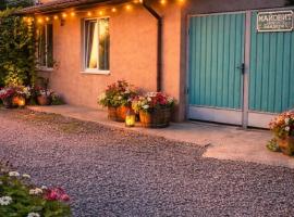 Готель МАЙОВИТ, hotel din Hmelnîțkîi