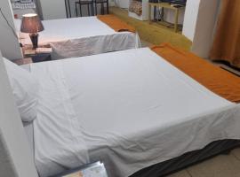 Ypane Residencial, hótel í Ypane