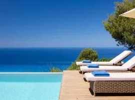 Villa Mirtes with breathtaking sea view,close to Porto Katsiki and Egremni