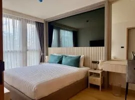 New Spacious Condo 1BR 42m2, Ozone Bangtao #8686
