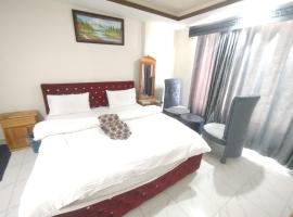 Hotel Crown Palace, hotel em Dunga Gali