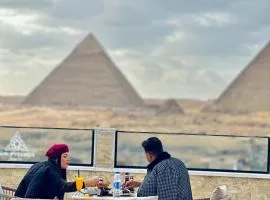 Pyramids ate hotel inn
