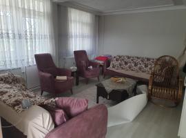 Yazlık, hotelli kohteessa Yukarı Kocaali
