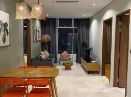 Luxury two bedroom apartment by Sky Suite