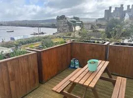 Compton House 1, Sea & Castle Views