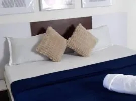 Becky stay 1 bedroom near the airport