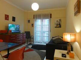 Luz de Cacilhas Apt, few steps away from Lisboa!, hotel sa Almada
