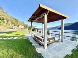 Perla di Mergozzo 2, hotel v destinaci Mergozzo
