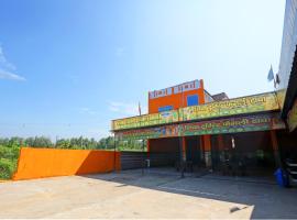 Hotel O Sky, hotel di Morādābād