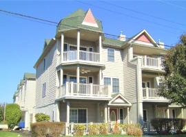 1005 Pittsburgh Unit 109 The Sun & Sand Condo, Hotel in Cape May