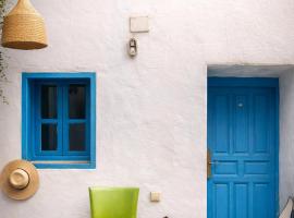 ASARAG GUEST HOUSE, YOGA & Surf، فندق في ميرلفت