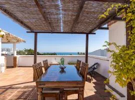 Casa Vincke apartment with pool and sea view