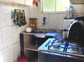 Estúdio Centro 8 minutos da Lapa com Ar e cozinha equipada