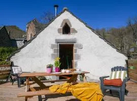Mini maison terrasse vue montagne proche Puy Mary