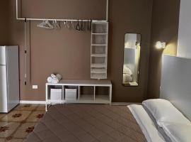 CORFÙ 19 Bed & Breakfast, hotell i Marina di Schiavonea