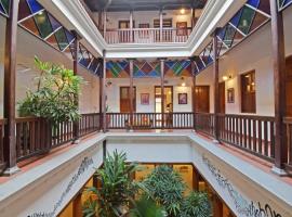 Maison Perumal Pondicherry - A CGH Earth Experience, hotelli kohteessa Pondicherry