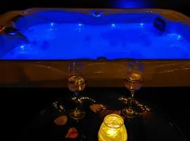 Luxury Love Cottage Spa- privatni jacuzzi &sauna , mir i privatnost