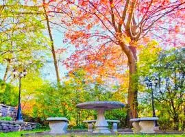 Walking Distance to Keelesdale Subway Spacious 2BR Garden Basement Suite