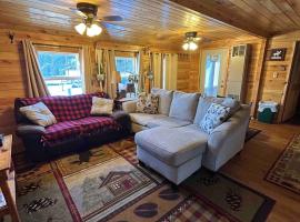 Cabin 3 Lake View, sauna, hot tub, hotel a Nestor Falls