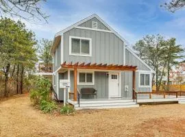 2 Mi to Main St and Beach! Family Home in Edgartown