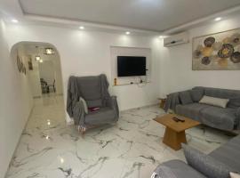 Appartement carthage, Hotel in Douar ech Chott