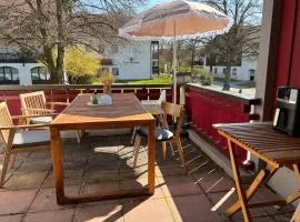 Fewo mit toller Dachterrasse & Bademantelgang zur Wohlfühltherme im neuen Stil