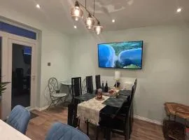 Designer Luxury 3BR Home Spacious & Serene