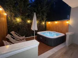 Sea La Vie Apartment