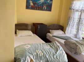 Universal Hotel & Lodge - Gorkha, hotel u gradu Gorkhā
